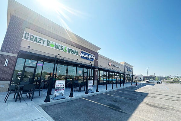 Restaurant plaza