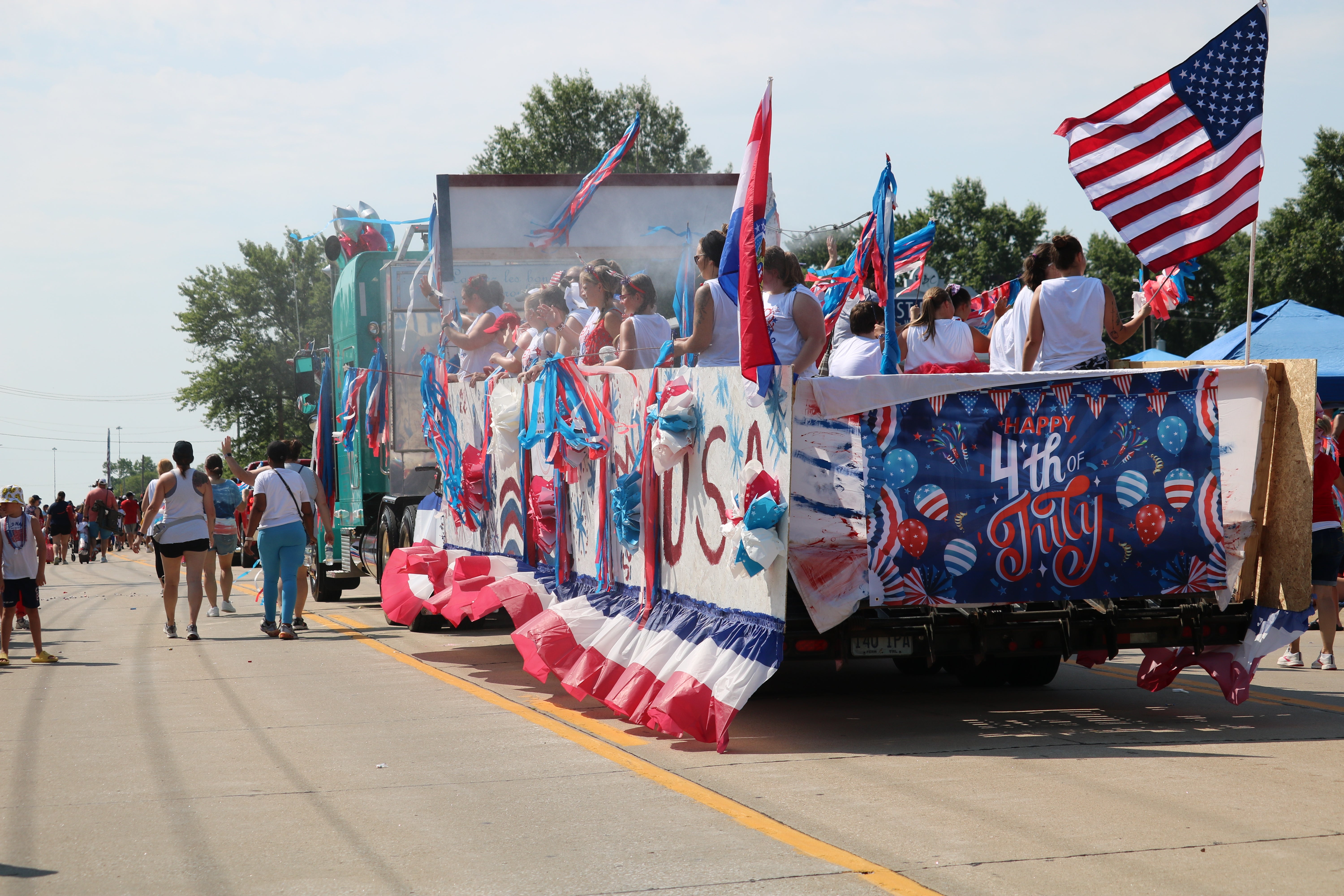 patriotic parade float